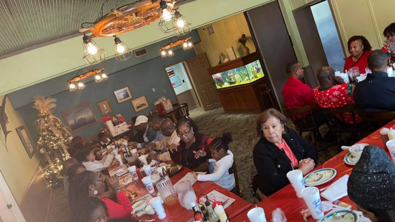 graceandmercytempletlb.com