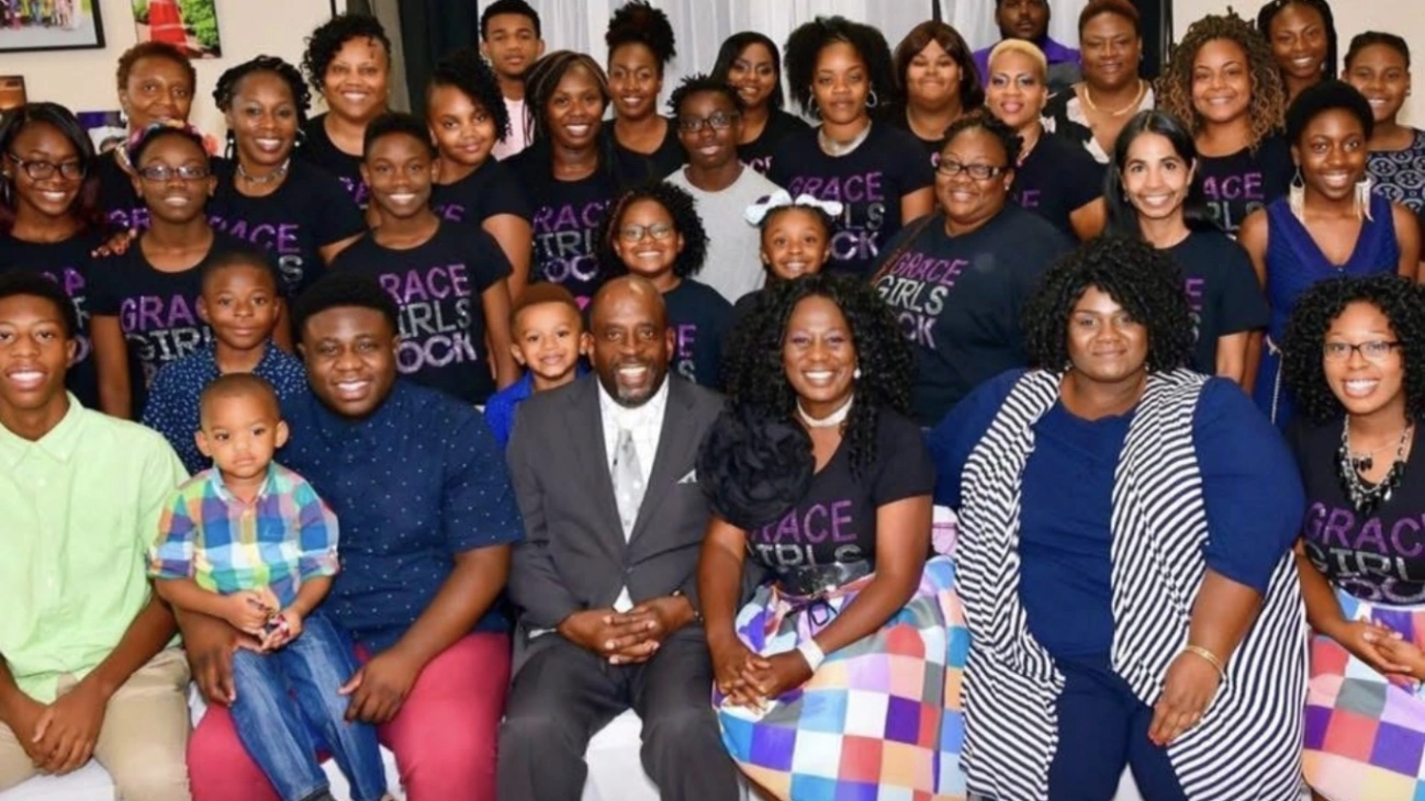 graceandmercytempletlb.com